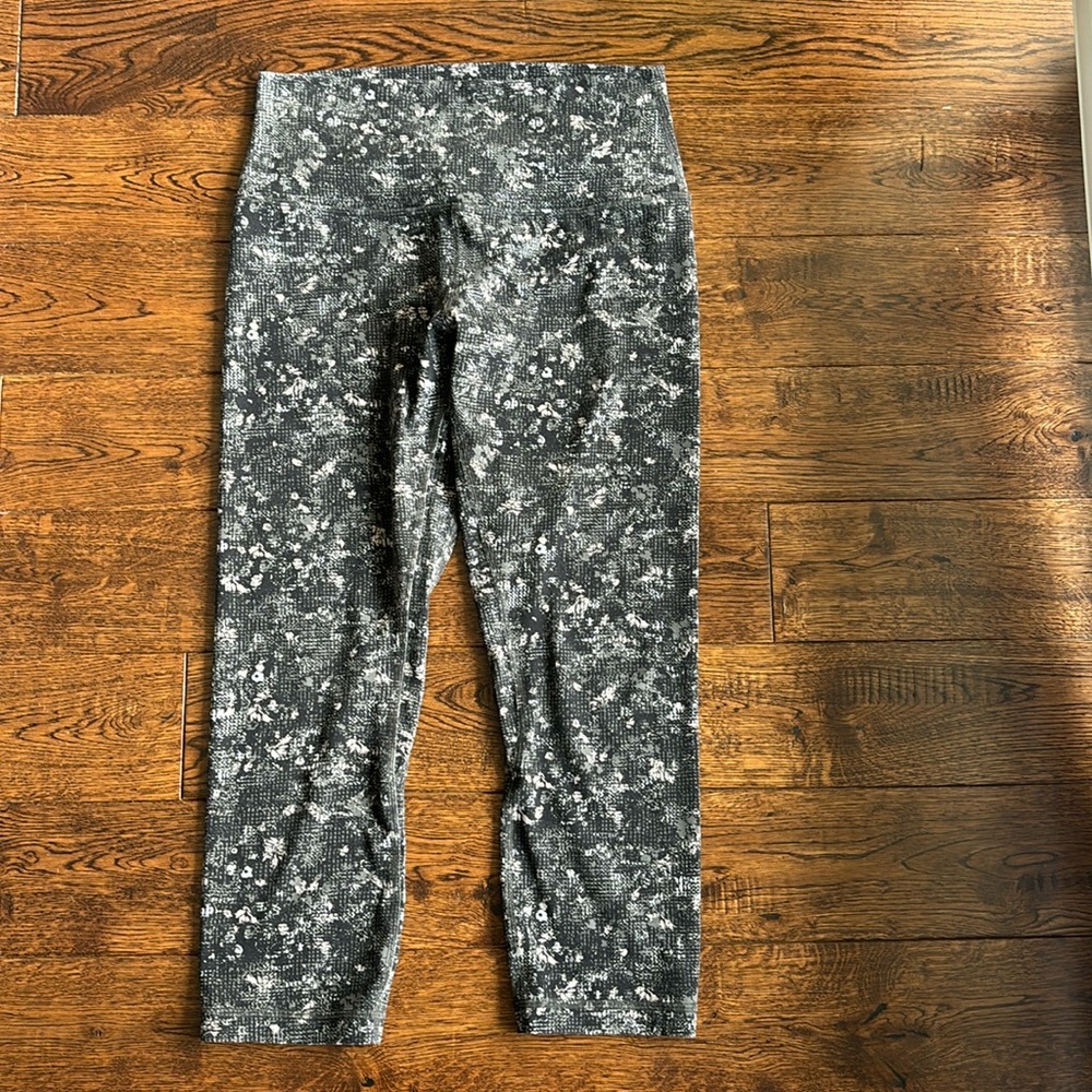 Lululemon women's leggings High-Rise 23”